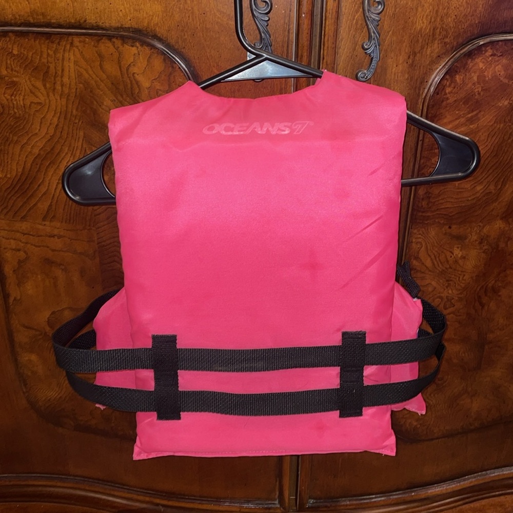Girls Youth Pink Life Vest - Picture 3 of 3